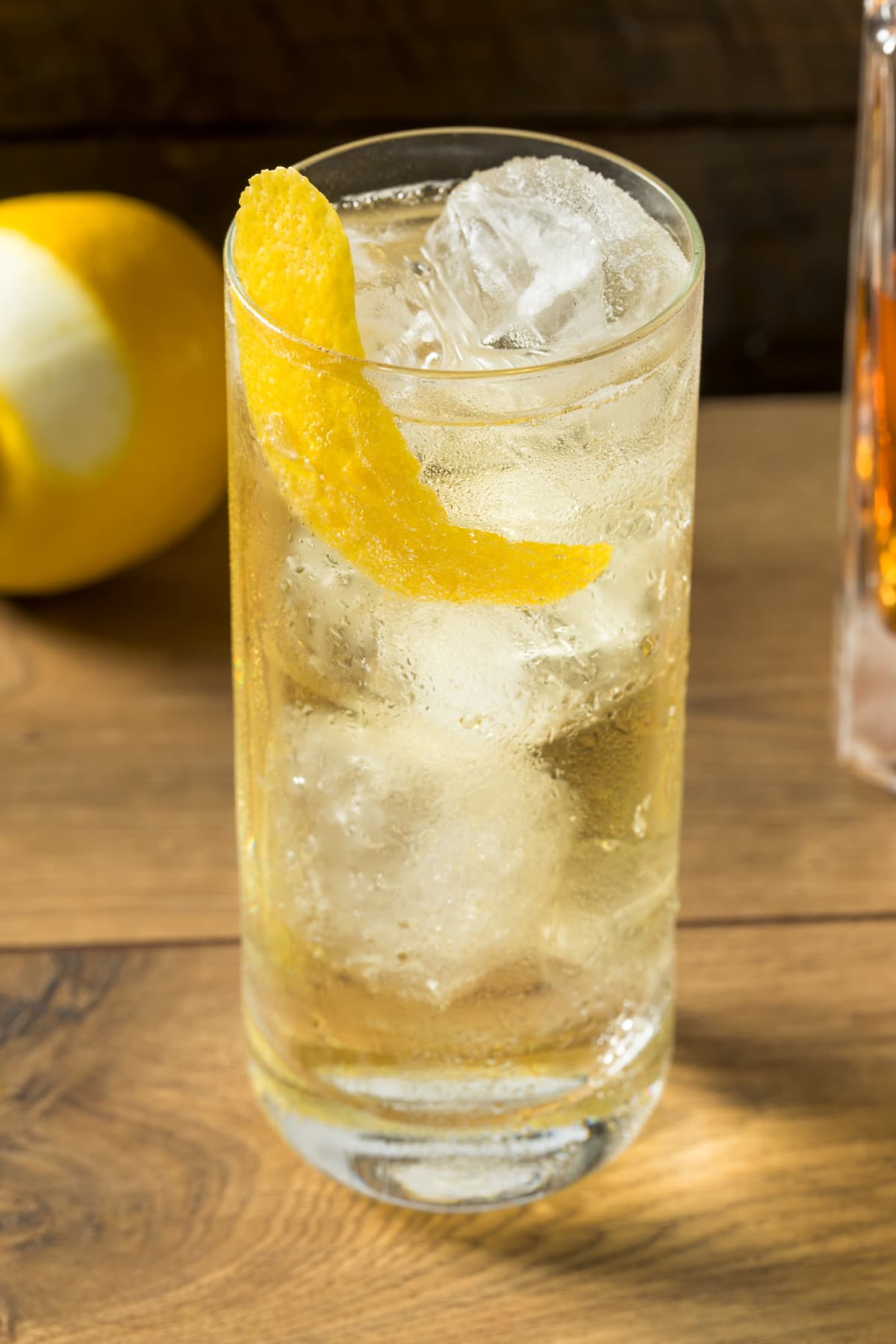 Alcoholic Whiskey and Soda Highball with Lemon