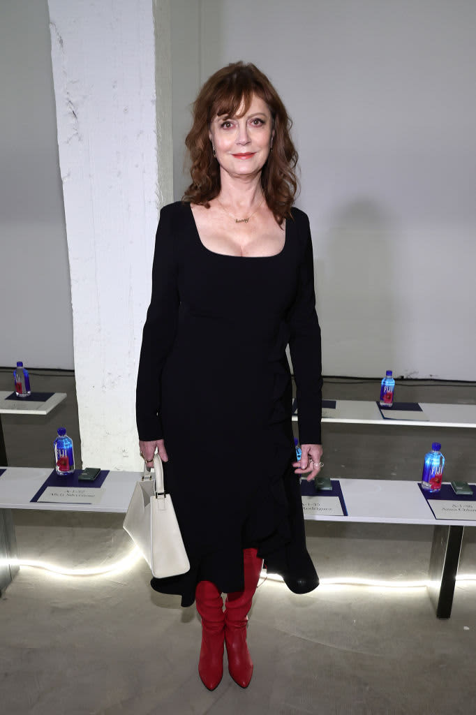 NEW YORK, NEW YORK - FEBRUARY 12: Susan Sarandon attends the Christian Siriano FW 2022 Runway Collection on February 12, 2022 in New York City. (Photo by Jamie McCarthy/Getty Images for Christian Siriano)