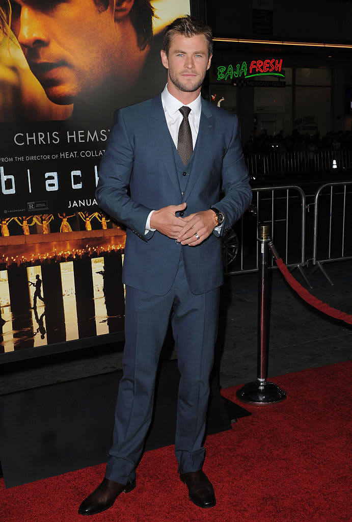 HOLLYWOOD, CA - JANUARY 08:  Actor Chris Hemsworth arrives at the Los Angeles premiere of 'Blackhat' at TCL Chinese Theatre IMAX on January 8, 2015 in Hollywood, California.  (Photo by Axelle/Bauer-Griffin/FilmMagic)