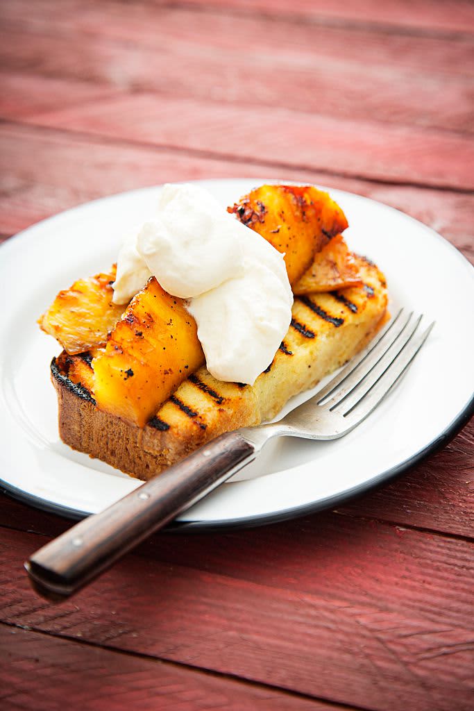 WASHINGTON, DC-May 13: Grilled Pound Cake With Rum-Scented Grilled Pineapple. (Photo by Scott Suchman/For the Washington Post)