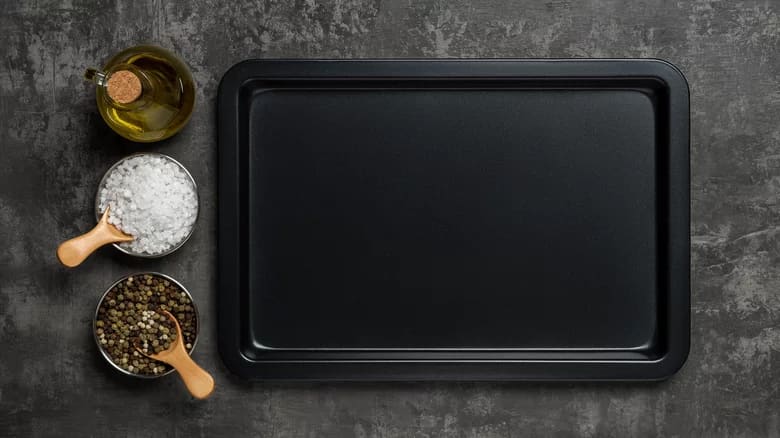 Should I Use Metal, Glass, Ceramic, or Silicone Pans?