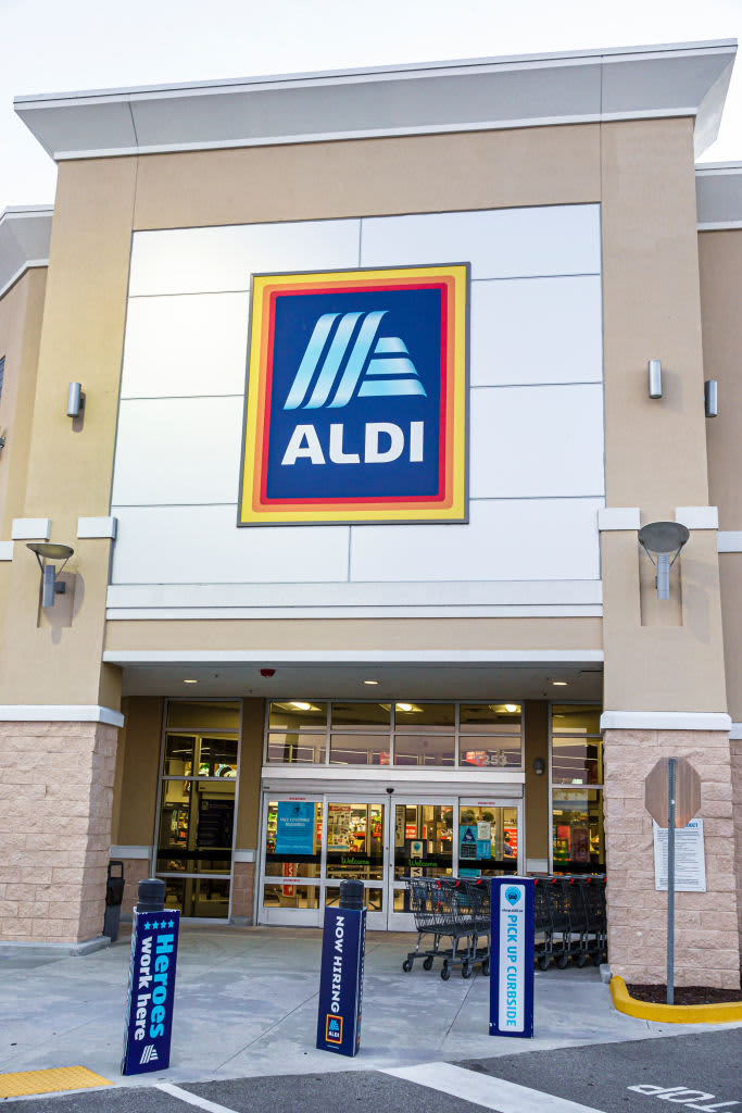 Florida, Spring Hill, Nature Coast Commons, shopping mall, Aldi, grocery store, entrance, business, economy, food, vertical, exterior. (Photo by: Jeffrey Greenberg/Education Images/Universal Images Group via Getty Images)