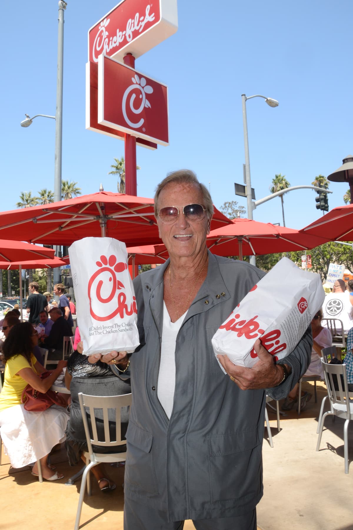 HOLLYWOOD, CA - AUGUST 01: Chick-fil-A supporter recording artist Pat Boone attends PETA and the LGBT community's 'Chick-fil-A Is Anti-Gay!' at Chick-fil-A on August 1, 2012 in Hollywood, California. (Photo by Araya Doheny/WireImage)