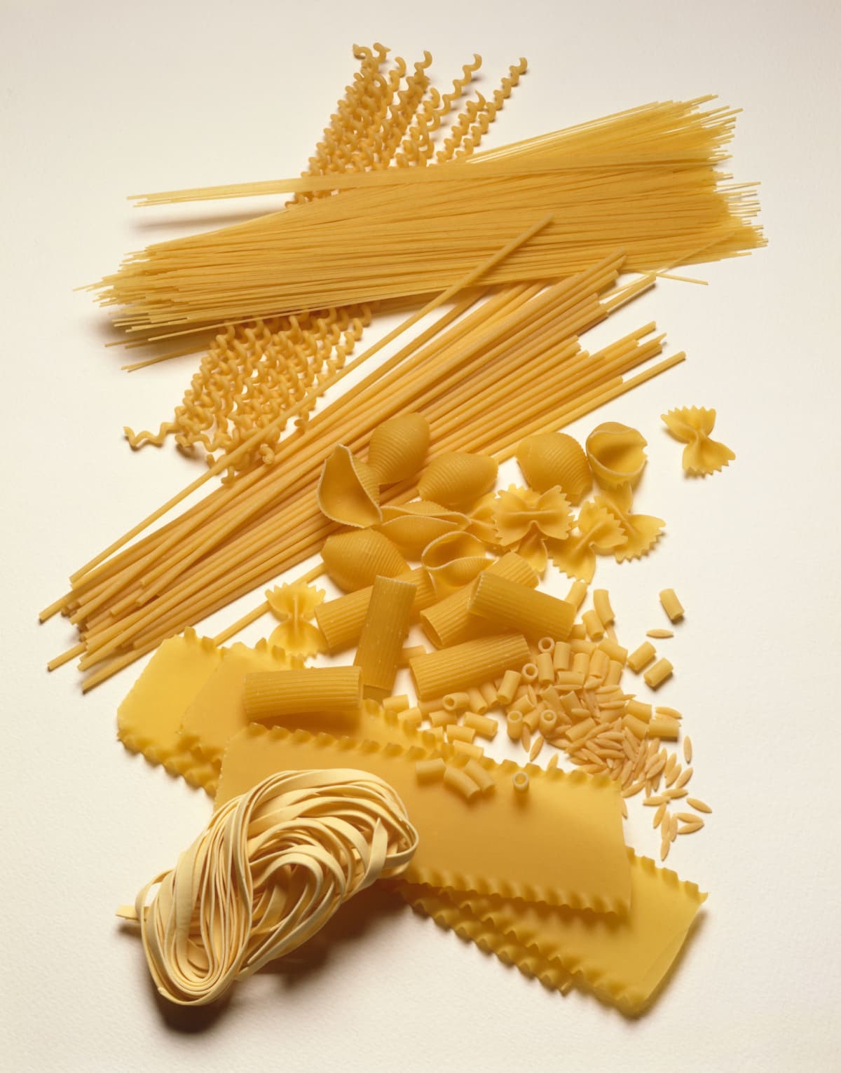 Assorted dry pastas