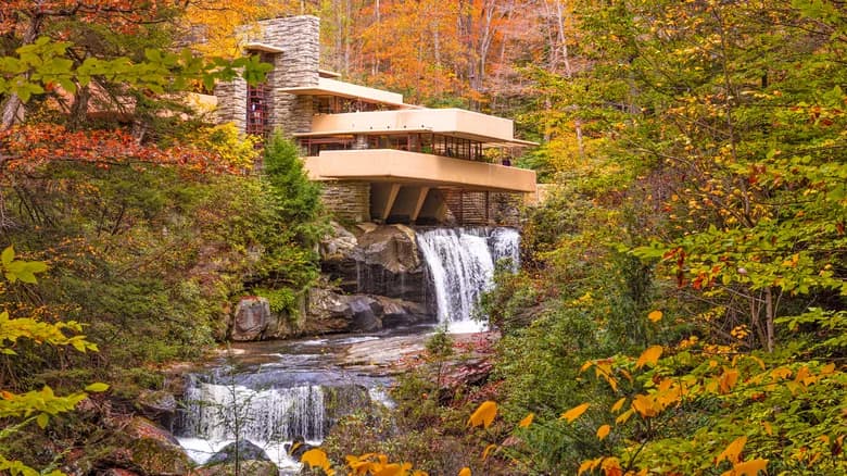 A view of Falling Water, a house created by the famous architect Frank Lloyd Wright. Pennsylvania, USA. (Photo by © Richard A. Cooke/CORBIS/Corbis via Getty Images)