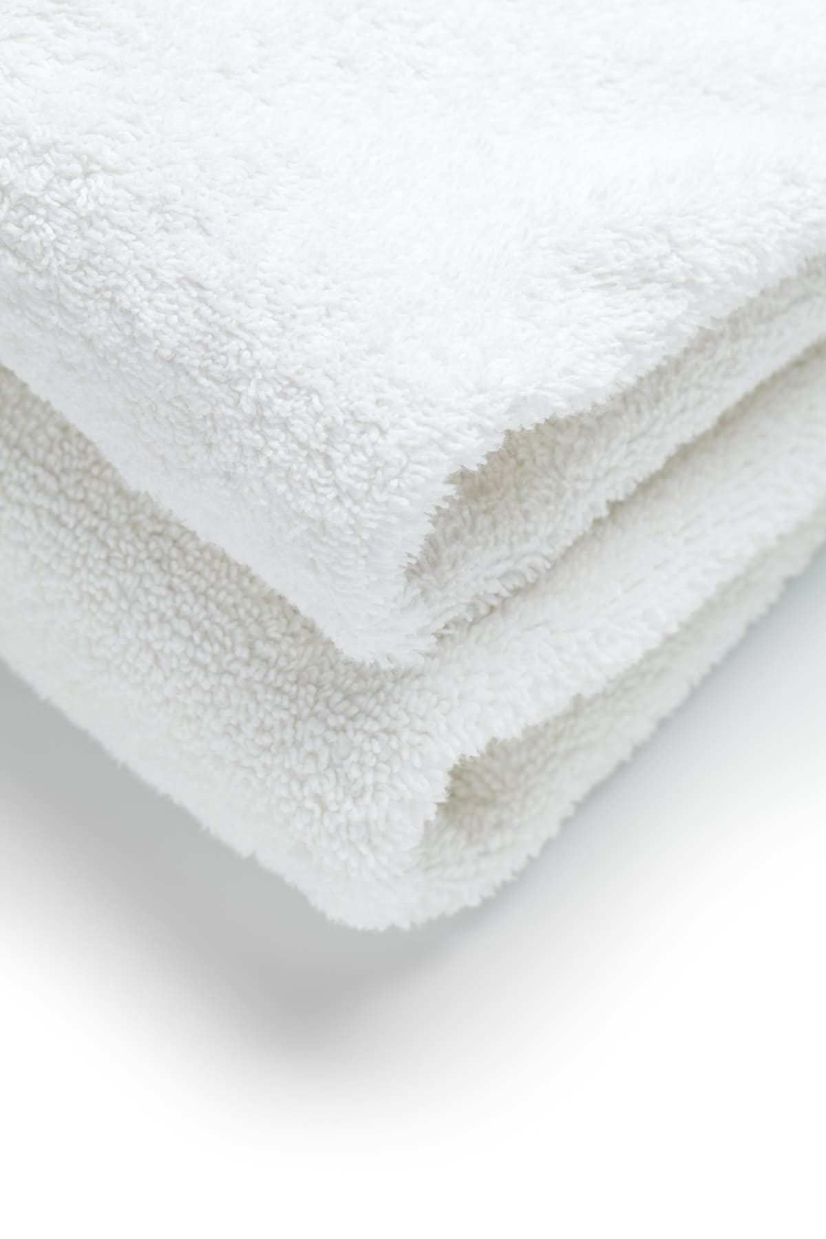 Design Experts Advise Against These Bathroom Towel Colors
