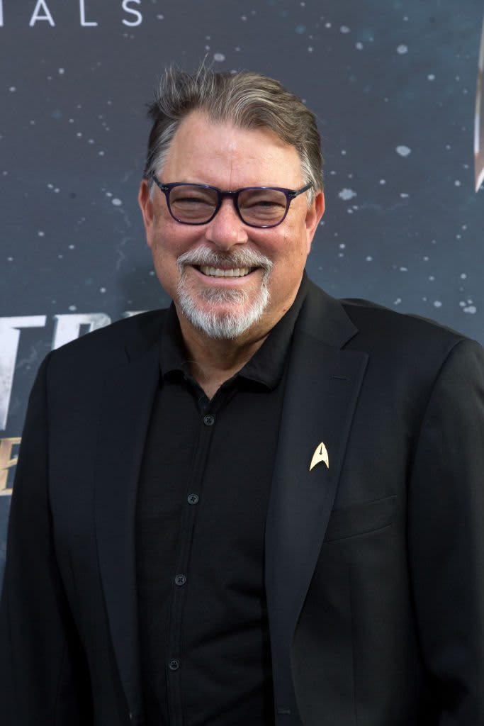 LOS ANGELES, CA - SEPTEMBER 19:  Actor Jonathan Frakes arrives for the Premiere Of CBS's "Star Trek: Discovery"  held at The Cinerama Dome on September 19, 2017 in Los Angeles, California.  (Photo by Albert L. Ortega/Getty Images)