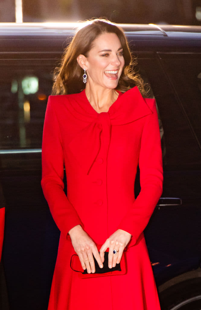 LONDON, ENGLAND - DECEMBER 08: Catherine, Duchess of Cambridge attends the "Together at Christmas" community carol service on December 08, 2021 in London, England. (Photo by Samir Hussein/WireImage)