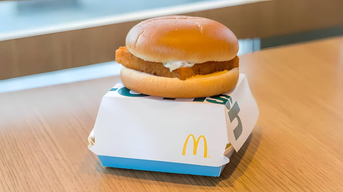 McDonald's Filet-o-fish on its box