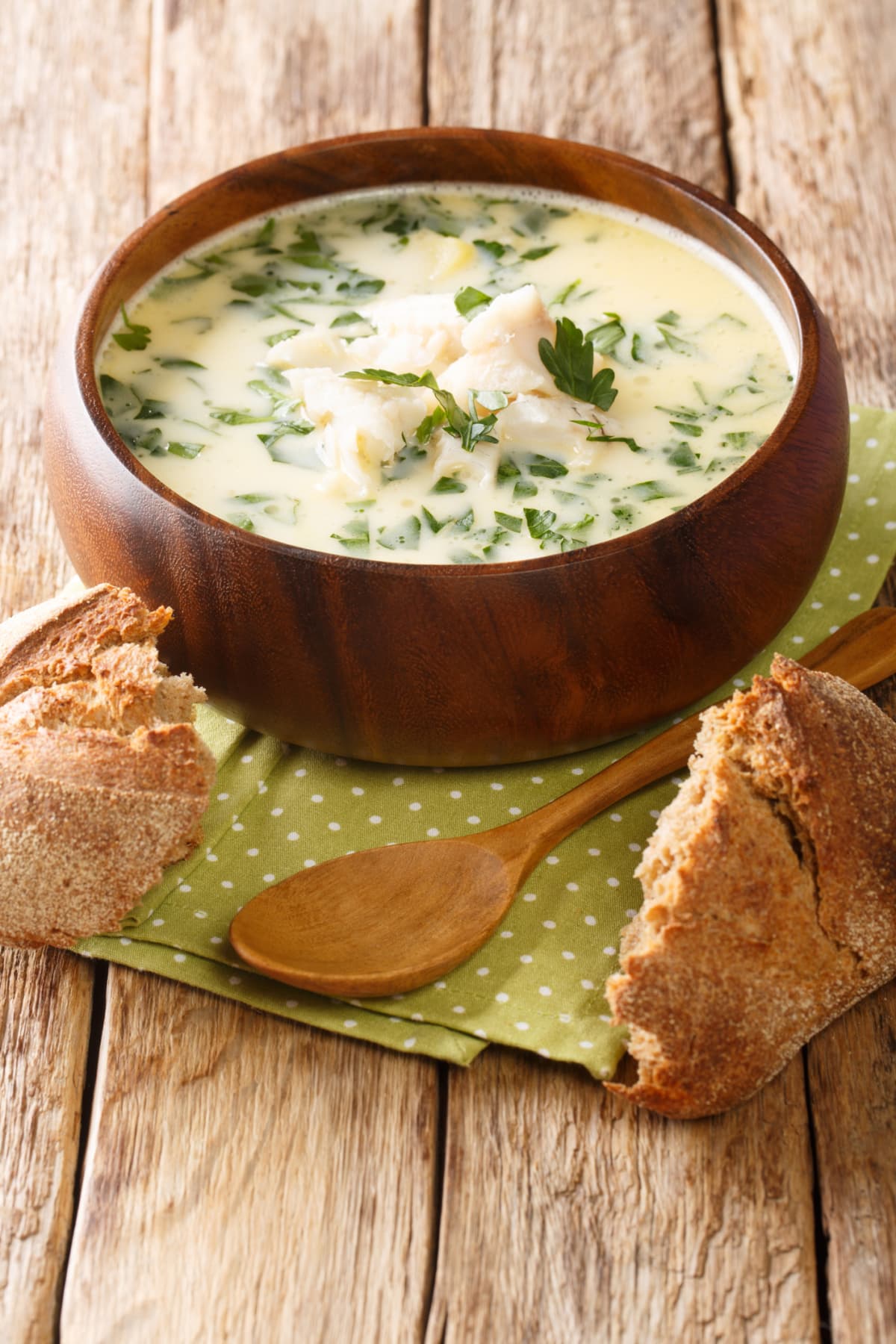 cullen skink, traditional scottish soup made of smoked haddock, potatoes and onions