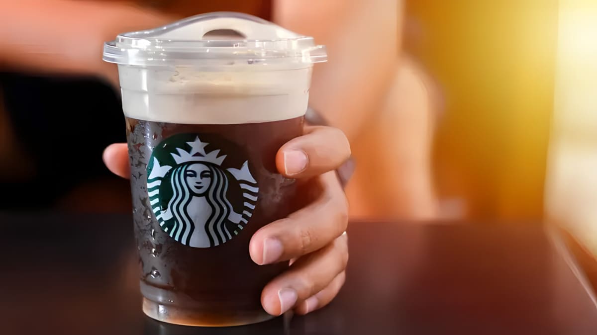 Starbucks cold brew coffee with cold foam