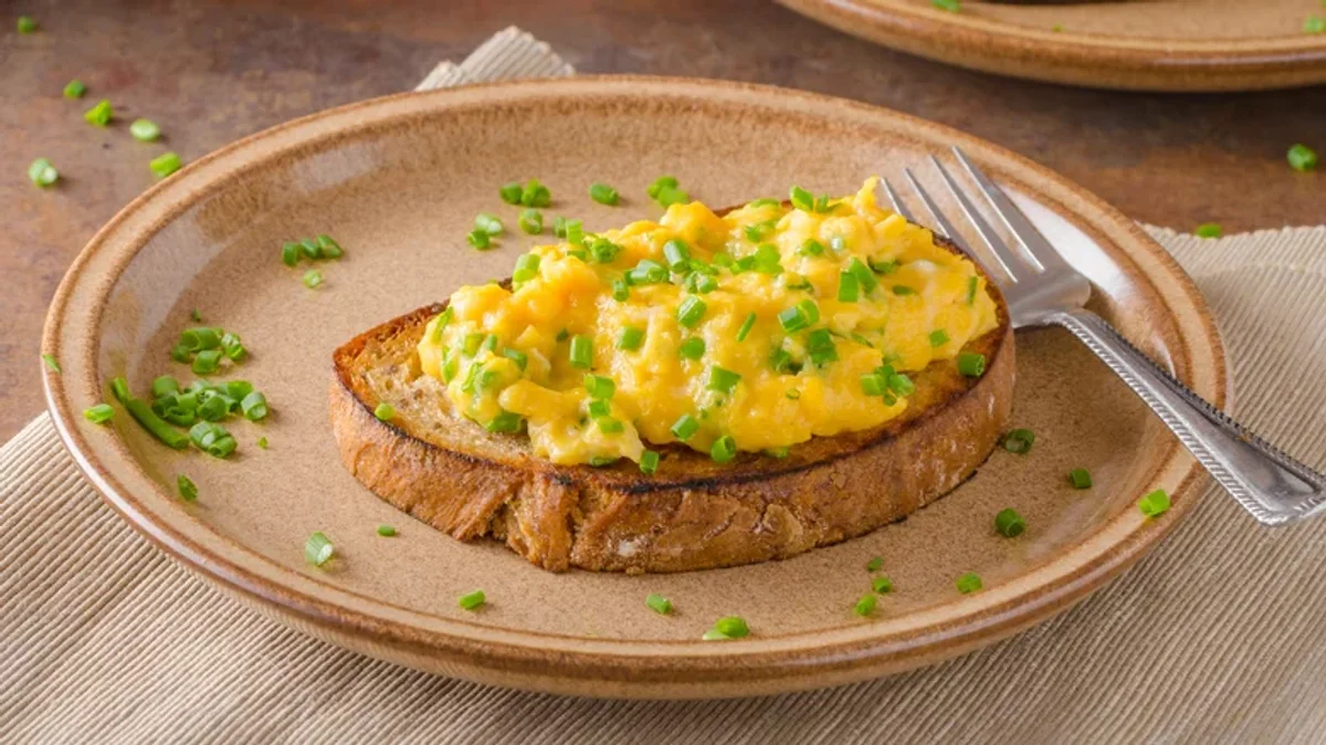 French Scrambled Eggs – SupperBell