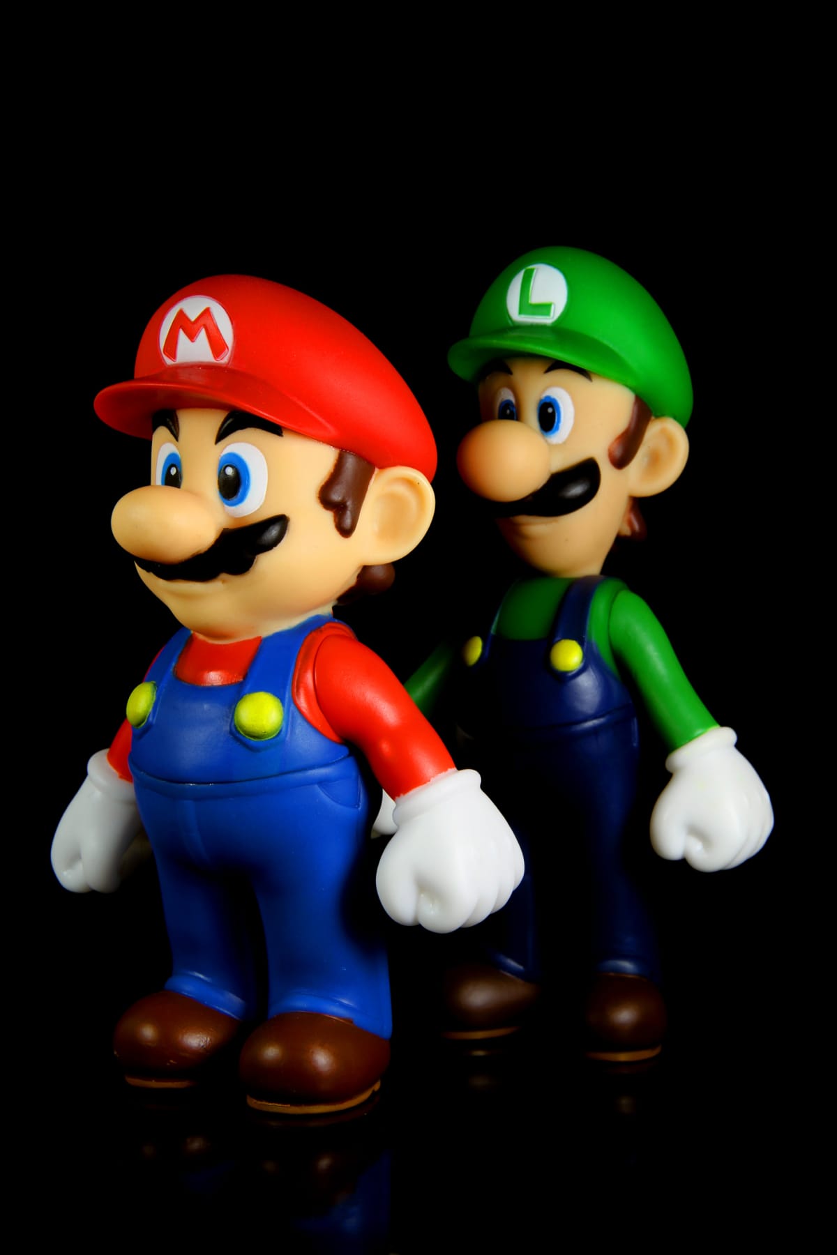 An actor dressed as Japanese multinational's famous video game character Mario Bros poses during the Madrid Games Week 2015 in Madrid on October 2, 2015. The video game fair is open from October 1 to 4. "Super Mario", the iconic little plumber featured in the hit video game by Nintendo, marked on September 13, 2015, 30 years since its initial release, with a new version drawing from the creativity of its players.   AFP PHOTO/ SEBASTIEN BERDA        (Photo credit should read SEBASTIEN BERDA/AFP via Getty Images)