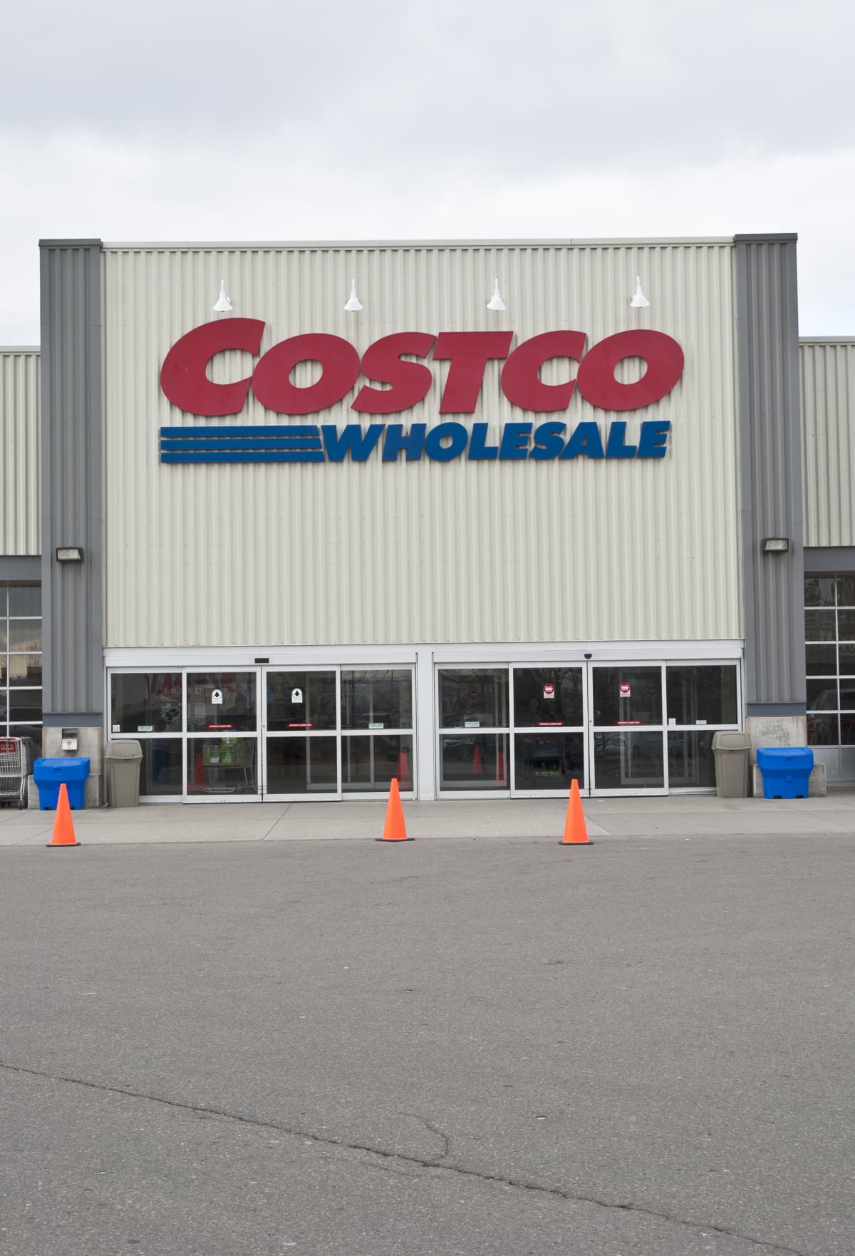 MELBOURNE, AUSTRALIA - AUGUST 04: A general view of Costco signage in Docklands on August 04, 2020 in Melbourne, Australia.  Retail stores across Melbourne will close to customers as further stage 4 lockdown restrictions are implemented in response to Victoria's ongoing COVID-19 outbreak. The new rules, which come into effect at 11:59 on Wednesday 5 August, will see the majority of retail businesses like clothing, furniture, electrical and department stores will be closed to the public for the duration of the stage 4 restrictions. Businesses will be able to operate click and collect services with social distancing and contactless payments. Supermarkets, grocery stores, bottle shops, pharmacies, petrol stations, banks, news agencies and post offices will remain open during the lockdown. Melbourne residents are subject to a curfew from 8pm to 5am, must stay within a 5km radius of their homes along with limits on hours of exercise, while all students will return to home learning and childcare centres will close. (Photo by Daniel Pockett/Getty Images)
