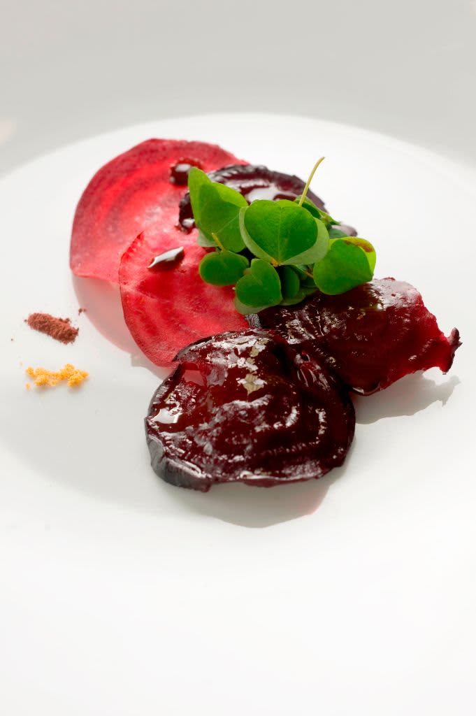 Bundle of young organic garden beetroot over white marble background. Flat lay. space. (Photo by: Natasha Breen/REDA&CO/Universal Images Group via Getty Images)