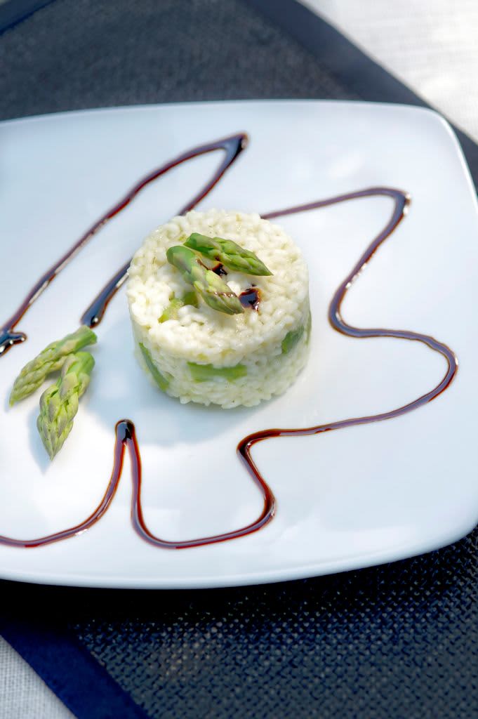 Rice with Asparagus. Lombardy. Italy. (Photo by: Lorena Brambilla/REDA&CO/Universal Images Group via Getty Images)