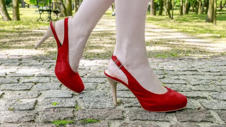 Slingback Heels Are A Classic Shoe Trend Coming Back To The Forefront