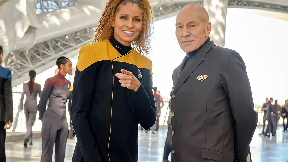 douwd on star trek Patrick Stewart as Picard smiles in Picard