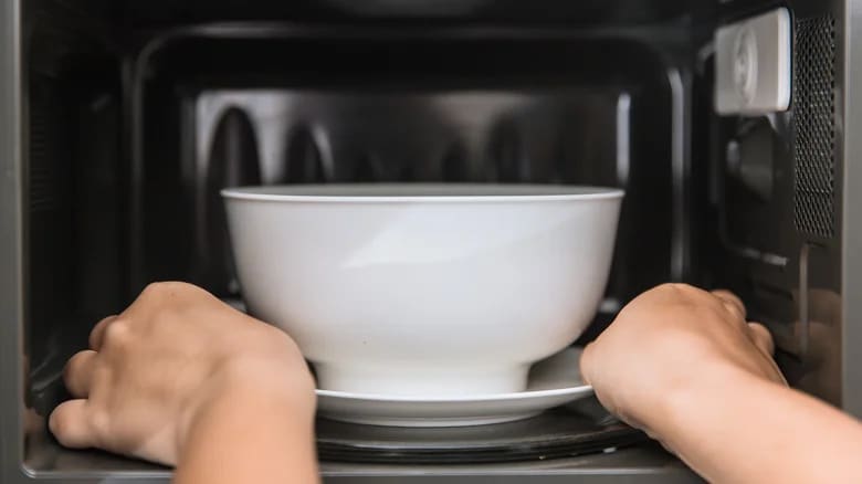 The Water Trick That Shows If A Dish Is Actually Microwave-Safe