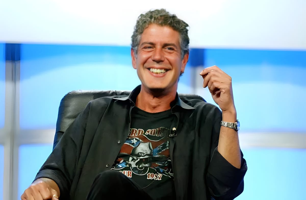Anthony Bourdain visits the Build Series to discuss "Raw Craft" in New York City.