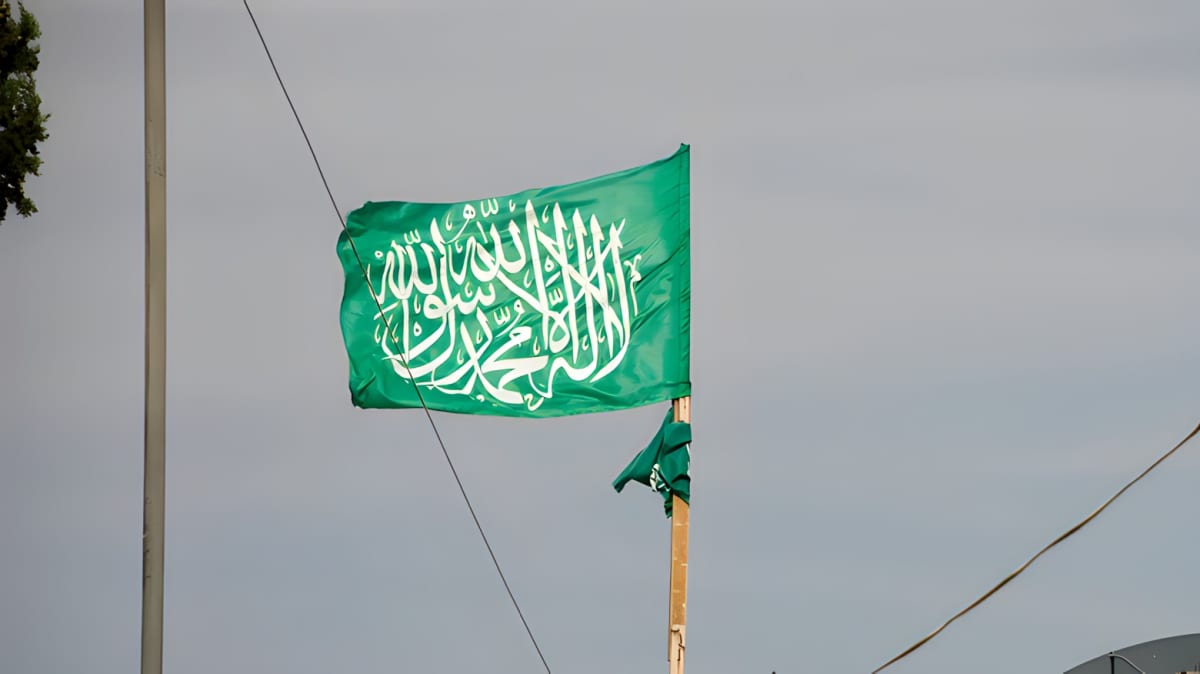 Hamas green flag