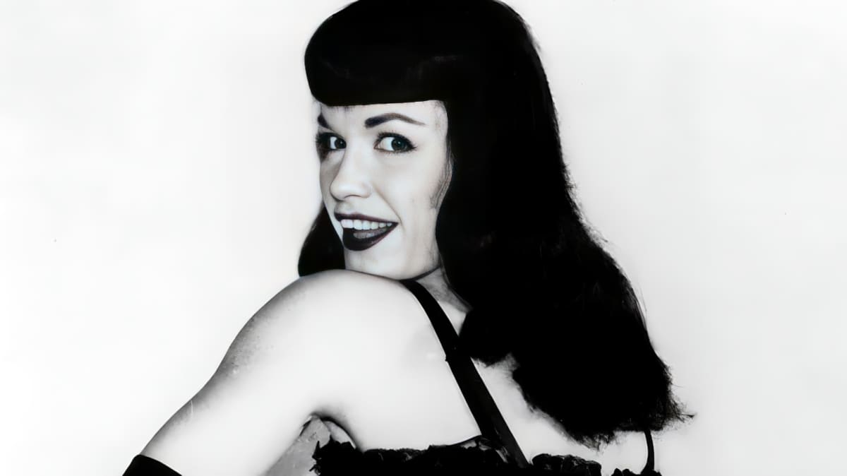 Bettie Page smiling