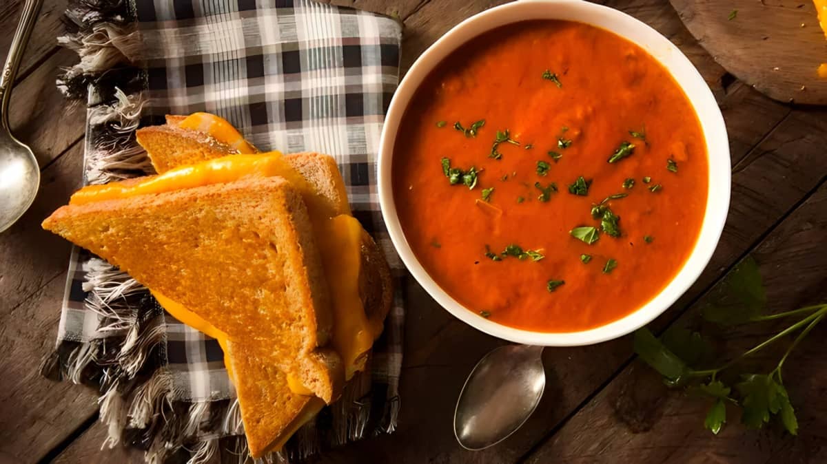 Tomato soup and grilled cheese.