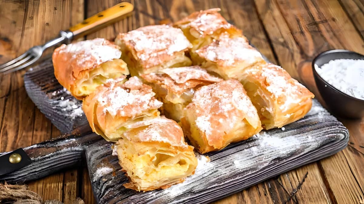 Pastry made with phyllo dough.